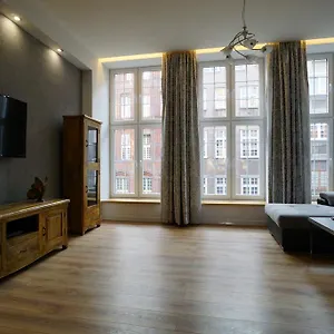 apartament-mariacka-42-apartment.gdanskhotel.org/